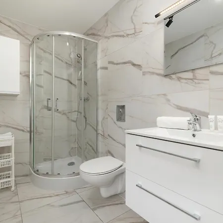 Apartamento Nowoczesne Przybyly By Renters Bielsko-Biała