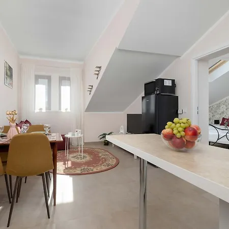 Nowoczesne Przybyly By Renters Apartamento *